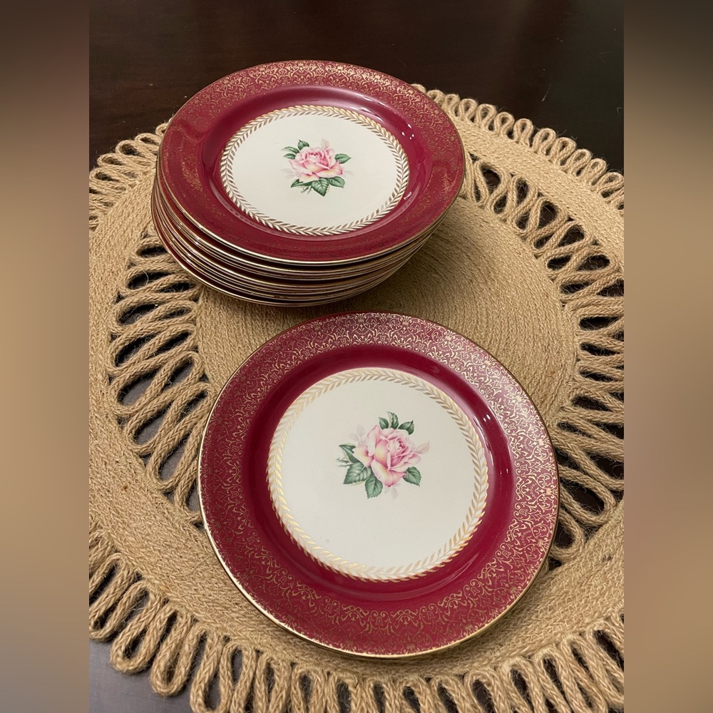 Vintage Homer Laughlin Lady Stratford Red 8 piece butter set